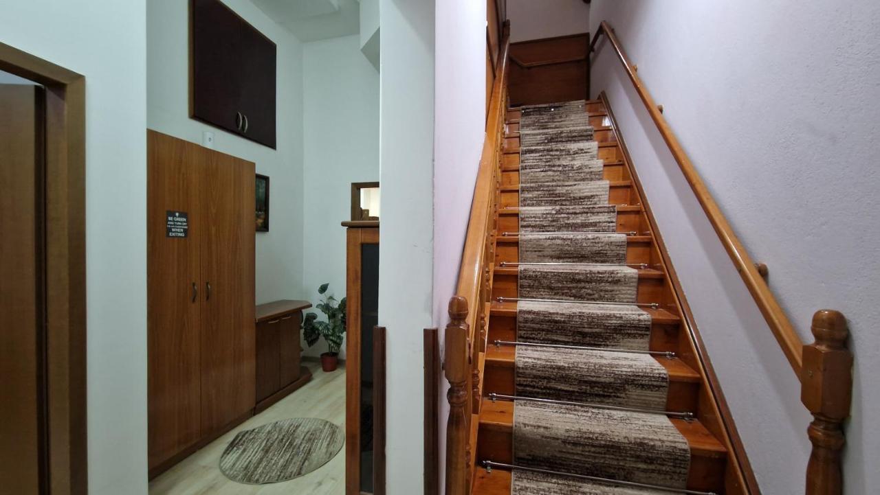 Vila Korani Tirana Exterior foto