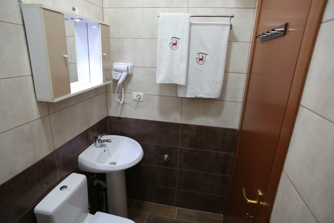 Vila Korani Tirana Exterior foto